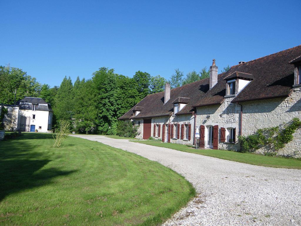 La Petite Varenne Turny Экстерьер фото